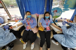 万顺叫车岳阳分公司与岳阳市中心血站联合开展献血公益活动